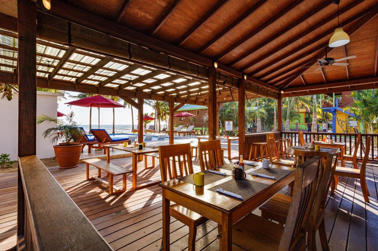 Coconut Row Boutique Hotel Hopkins Bagian luar foto